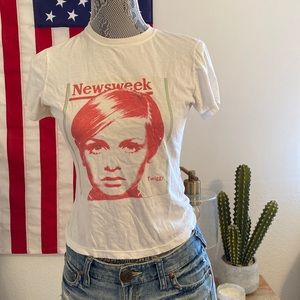 Vintage twiggy tee!